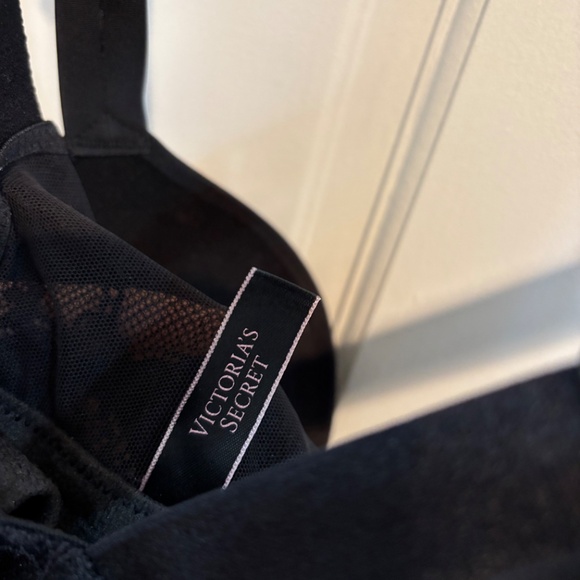 Victoria's Secret Very Sexy Bombshell Add 2 Cups Chain Strap Corset Top - Picture 4 of 4